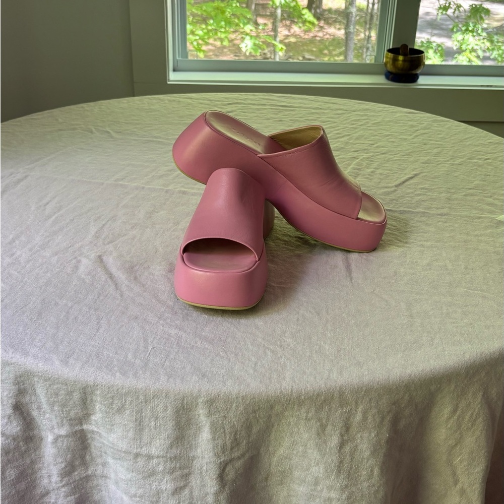Maguire Alina Bubblegum Sandals